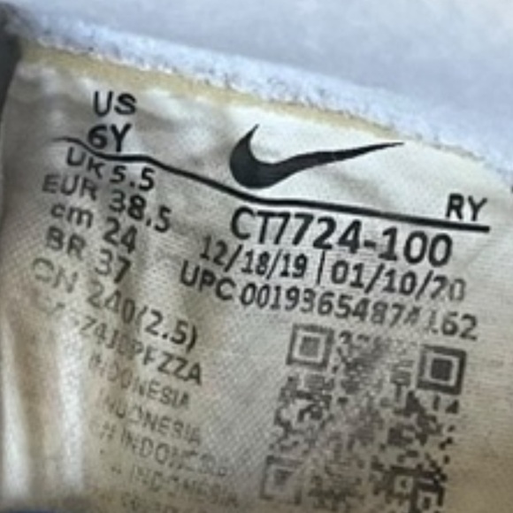 Nike AIR FORCE 1 LEATHER LOW TRAINERS Kids Size 6 IUC! - Picture 6 of 6